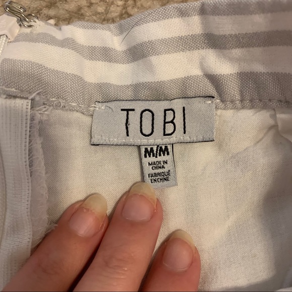 Tobi Striped Shorts - Picture 3 of 5